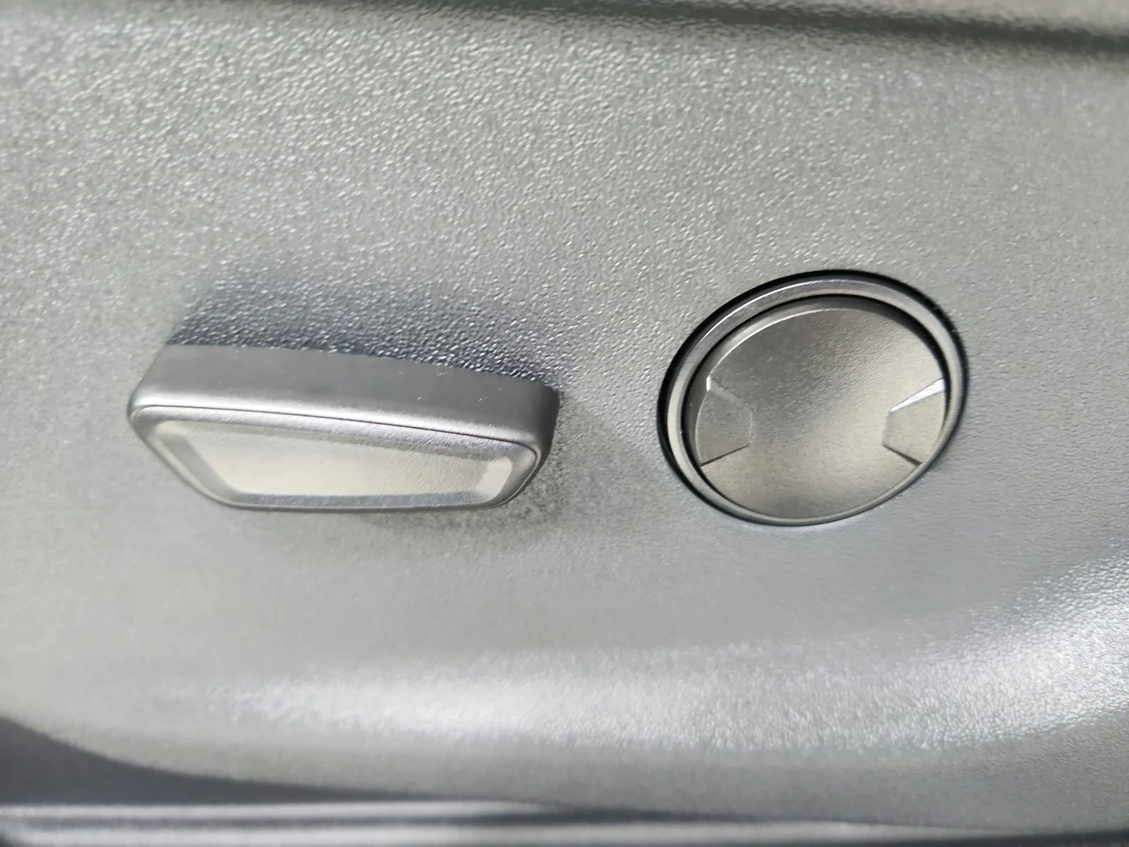 New 2026 White Ford XLT image 21