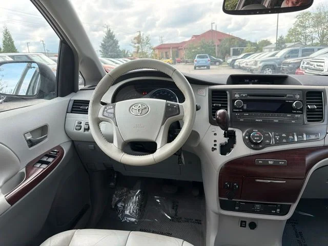 Used 2011 Silver Toyota XLE image 8