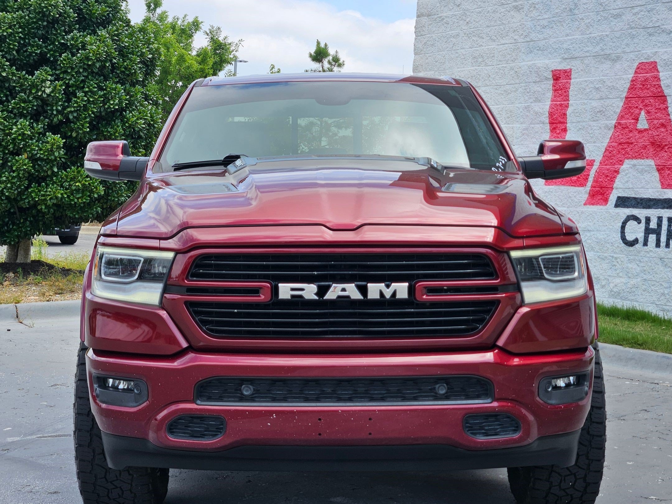 Used 2020 RAM Ram 1500 Pickup Laramie with VIN 1C6SRFJT2LN377843 for sale in Little Rock