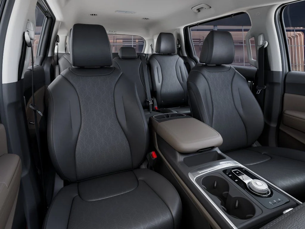 New 2026 Ceramic Silver Kia EX image 15