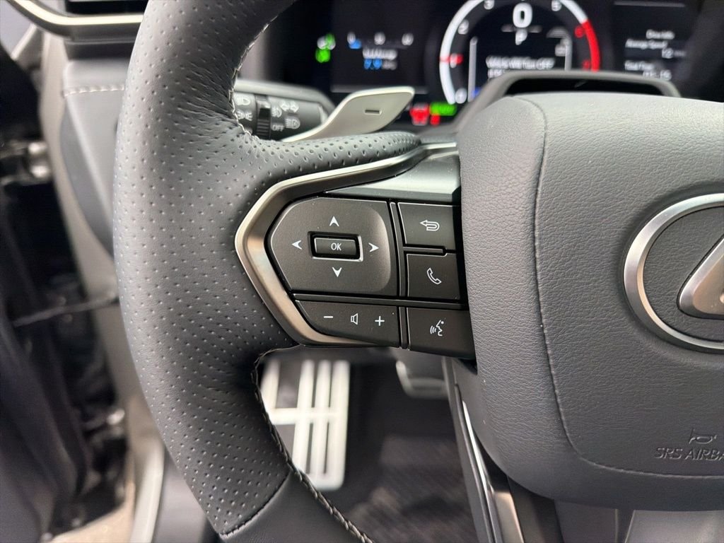 2026 Lexus LX 700h F-Sport - Photo 11