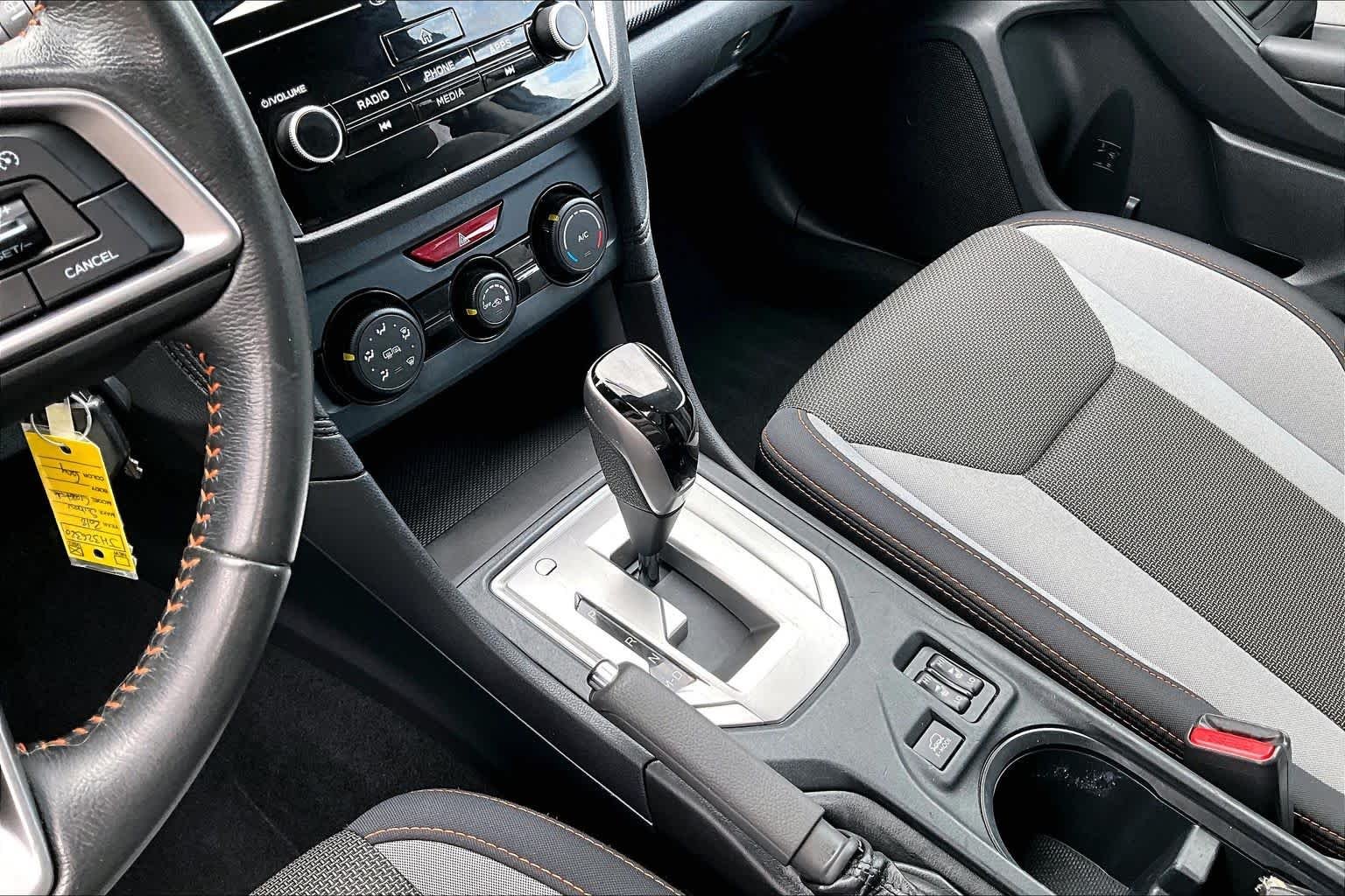 Used 2018 Dark Gray Metallic Subaru Premium image 17