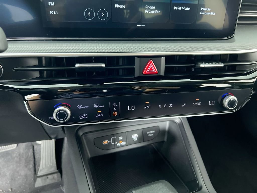 New 2026 Snow White Pearl Kia LXS FWD image 24