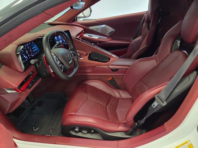 Used 2021 White Chevrolet Stingray image 10