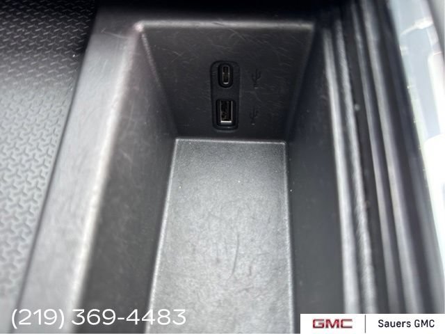 2024 GMC Acadia Denali - Photo 20