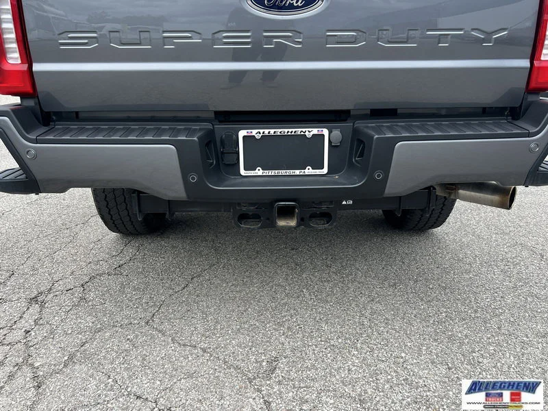 New 2024 Carbonized Gray Metallic Ford XLT image 9