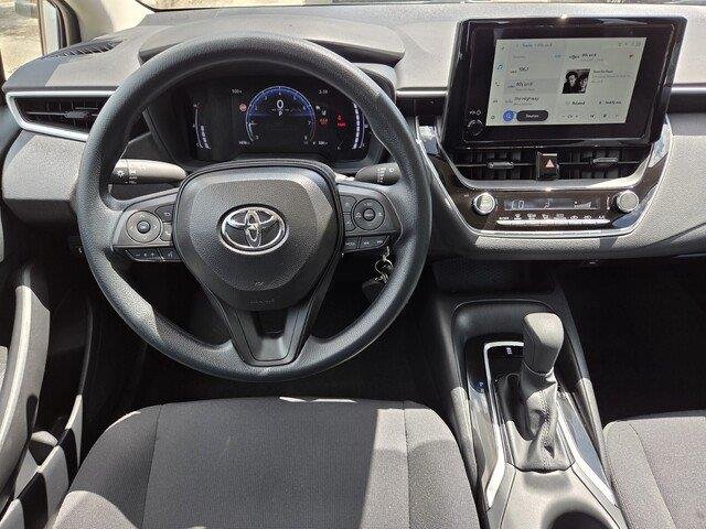 Used 2026 Wind Chill Pearl Toyota LE image 21