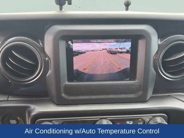 Used 2022 Gray Jeep Altitude image 13