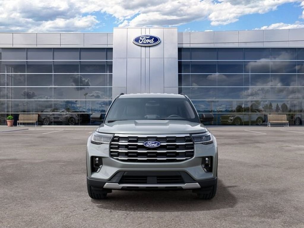 New 2027 Avalanche Gray Ford Active image 3