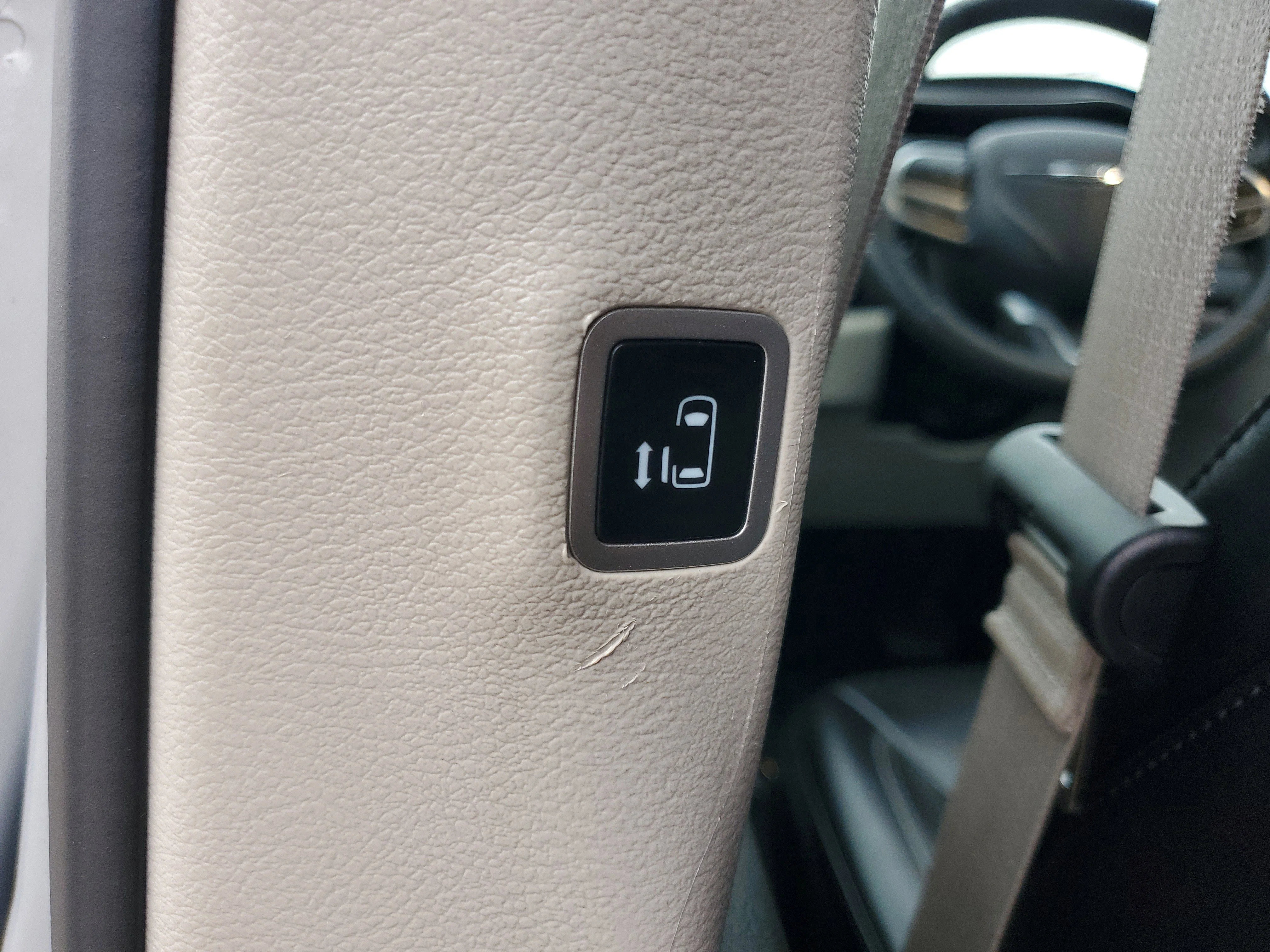 Certified Used 2023 Silver Chrysler Touring L image 17
