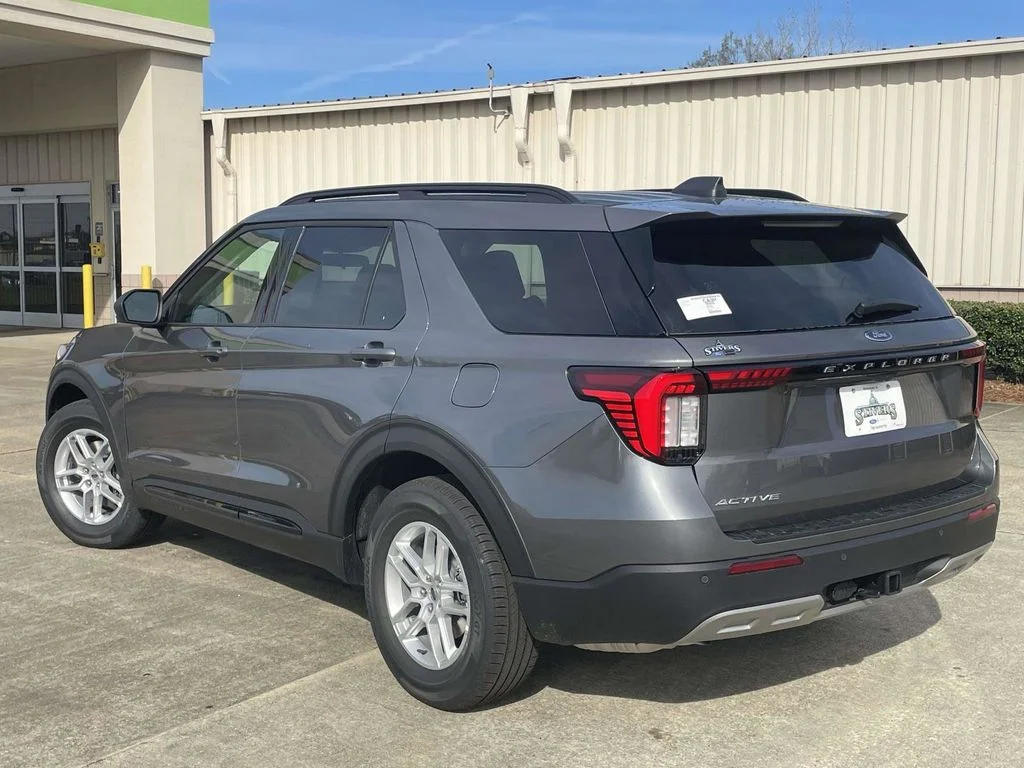 New 2026 Gray Ford Active image 5
