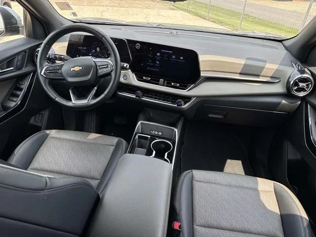 Used 2025 Gray Chevrolet LT image 20