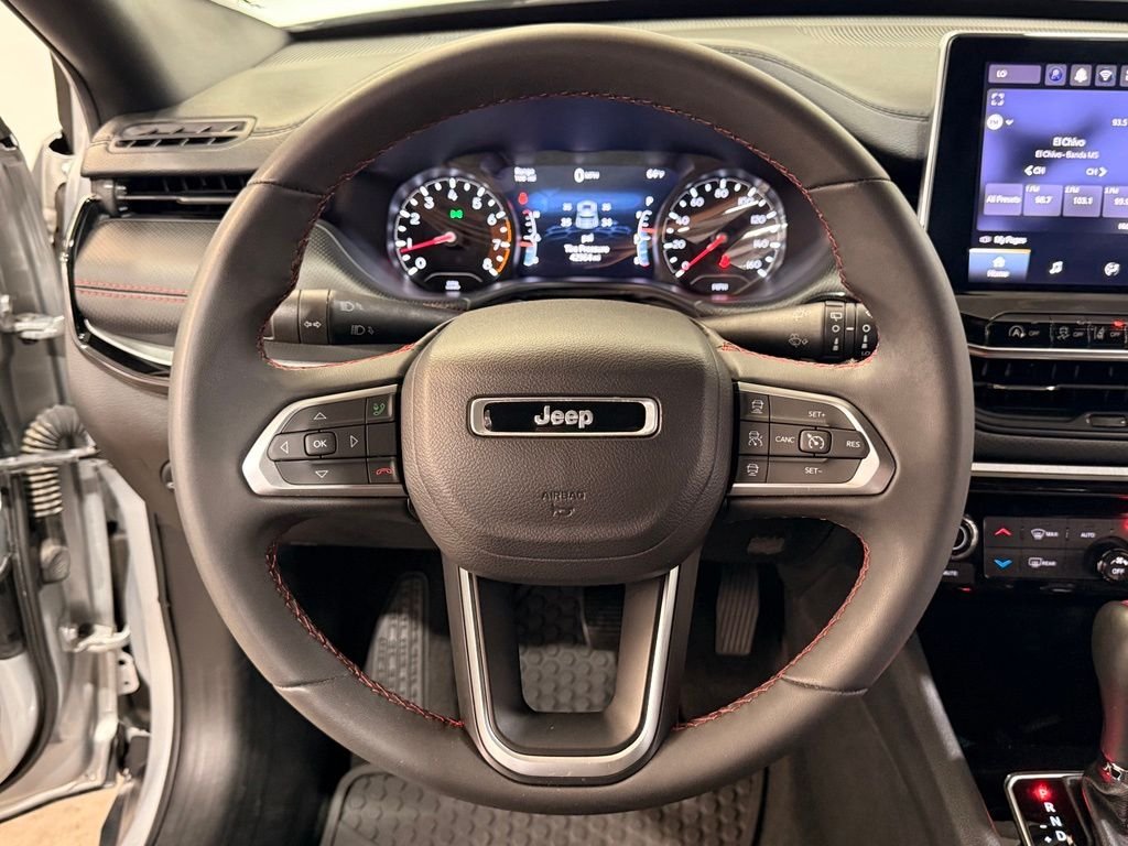 Used 2024 Silver Jeep Trailhawk image 20