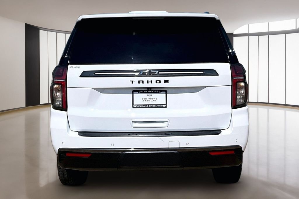 Used 2022 White Chevrolet Z71 image 4