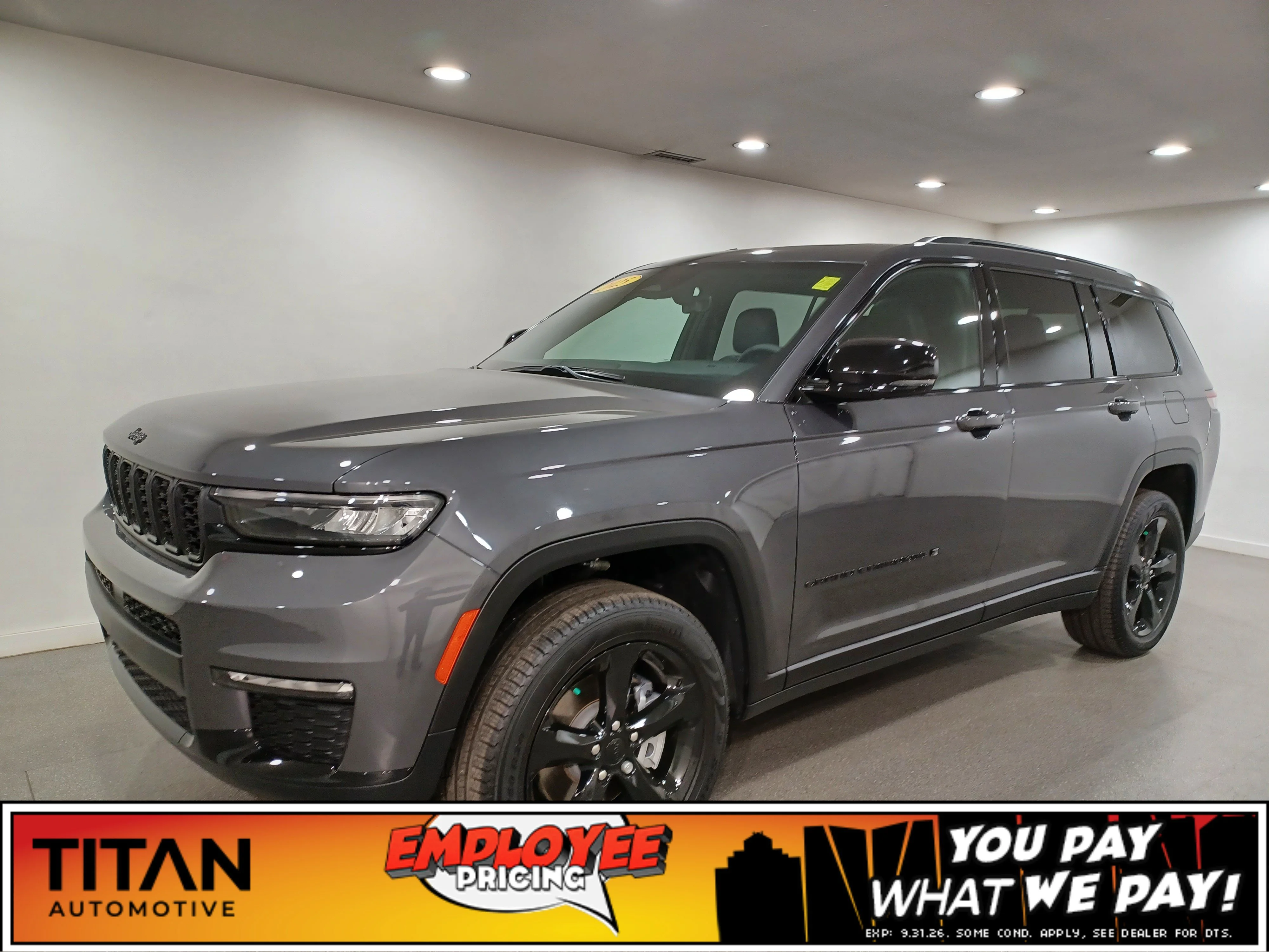 Used 2025 Baltic Grey Metallic Jeep Limited 4x4*6 Pass | Only 151km! | Adaptive Cruise | Remote Start | Nav | Htd Leather | Pano Roof image 1