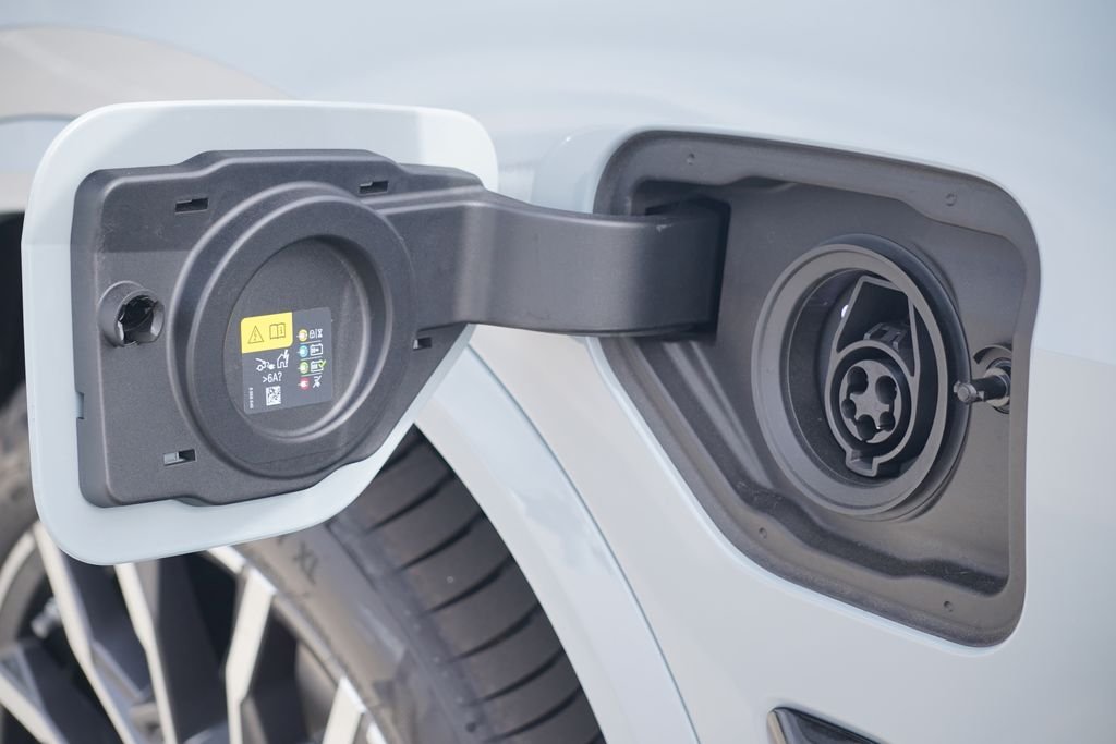 New 2026 Brooklyn Grey Metallic BMW xDrive50e image 6