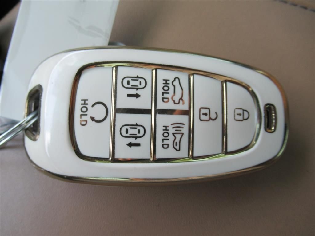 Used 2021 Blue Hyundai Limited image 32