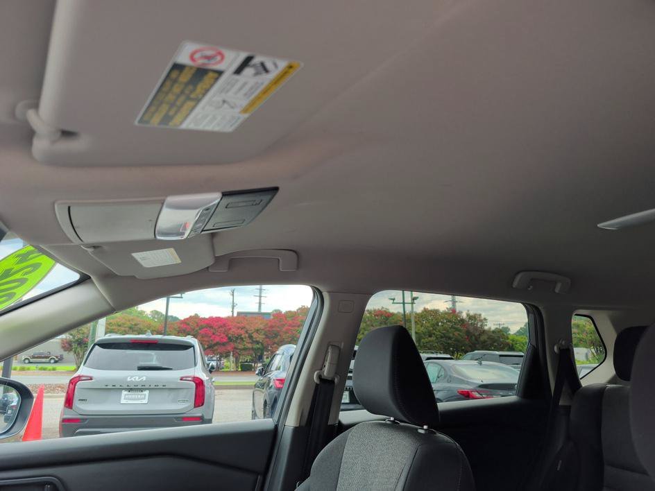 Used 2024 Gun Metallic Nissan SV image 27