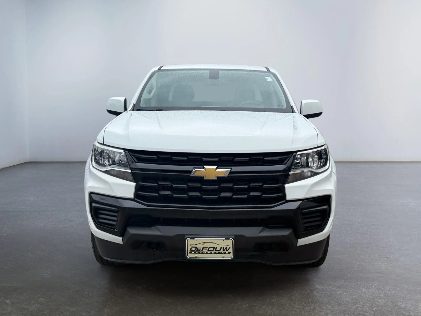 Used 2022 Summit White Chevrolet WT image 8