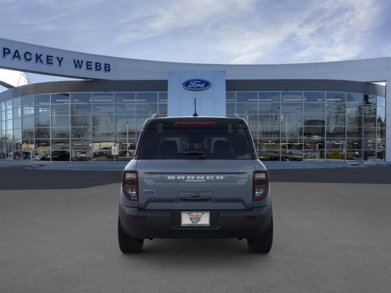 New 2025 Azure Gray Metallic Ford Outer Banks® image 7
