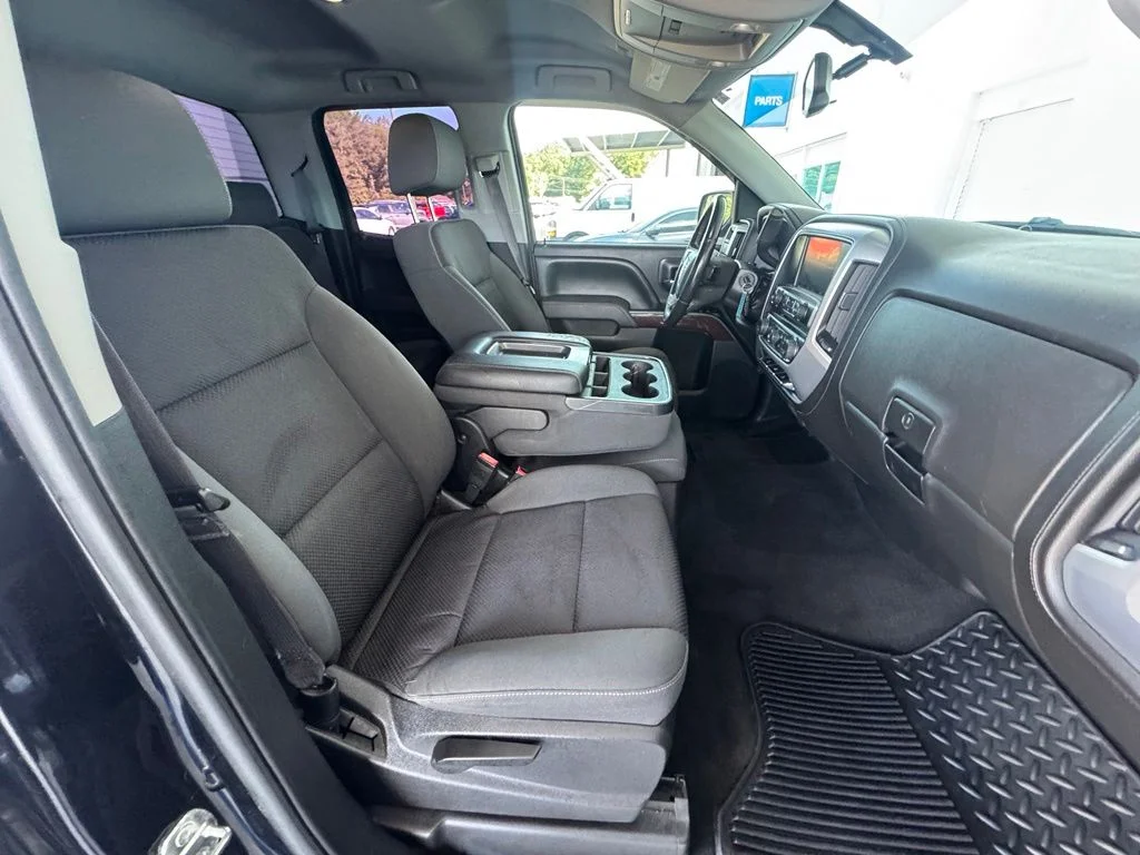 Used 2014 Black GMC SLE image 16