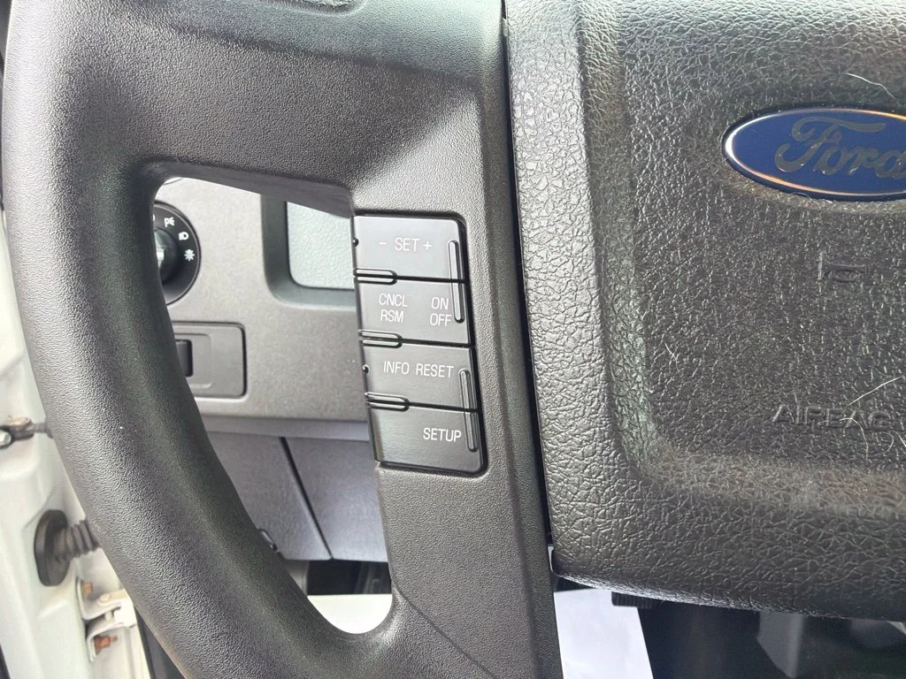 Used 2012 White Ford XLT image 23