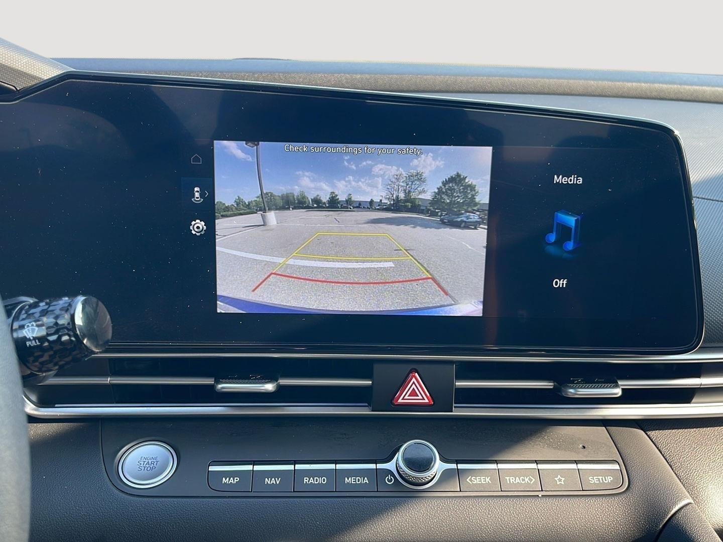 2024 Hyundai Elantra SEL - Photo 28