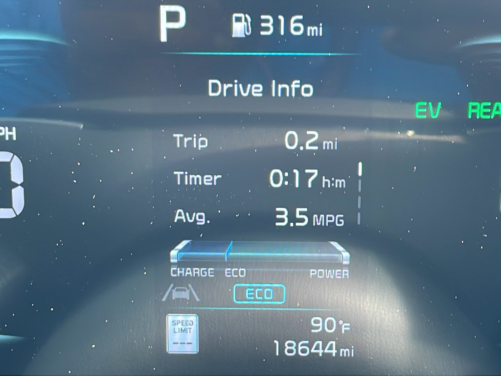 Used 2023 Green Kia EX image 12