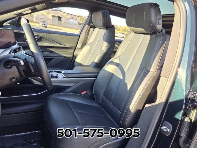 Used 2024 Green Cadillac Luxury image 8