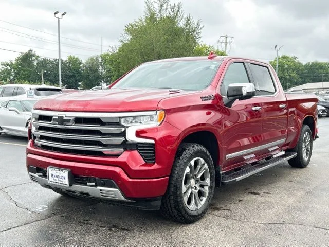 Used 2024 Red Chevrolet High Country image 5