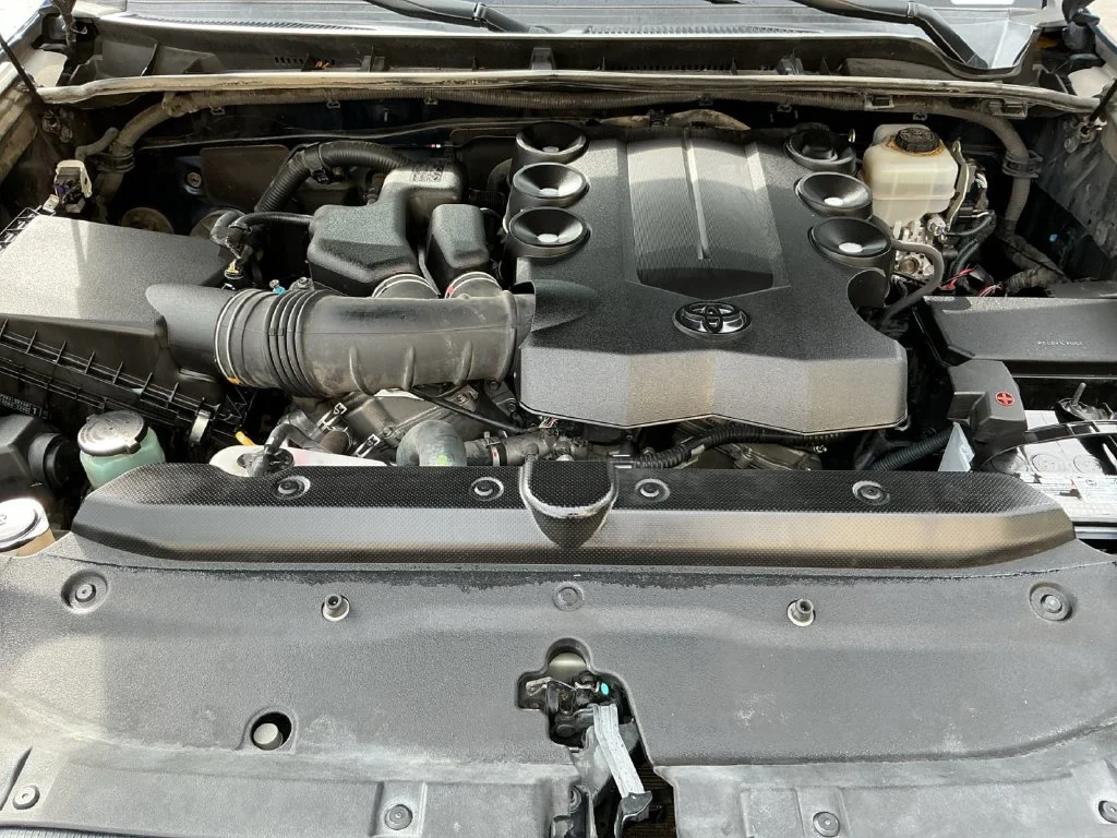 Used 2016 Blue Toyota SR5 image 29