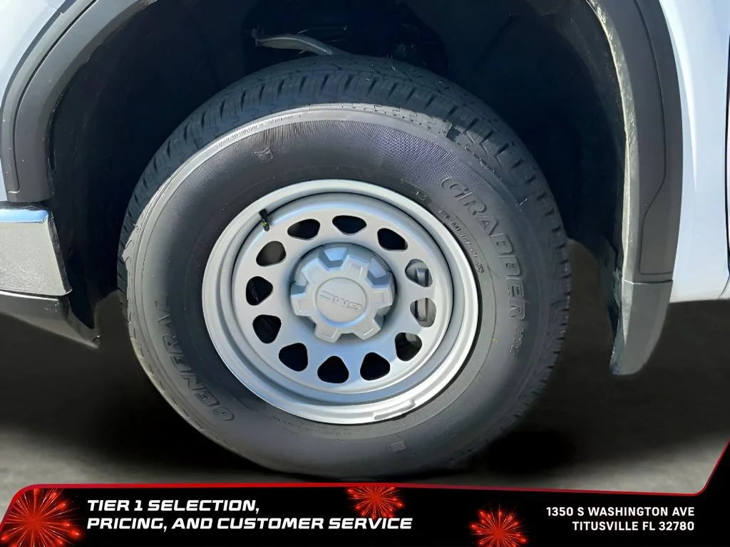 New 2026 Summit White GMC Pro image 25