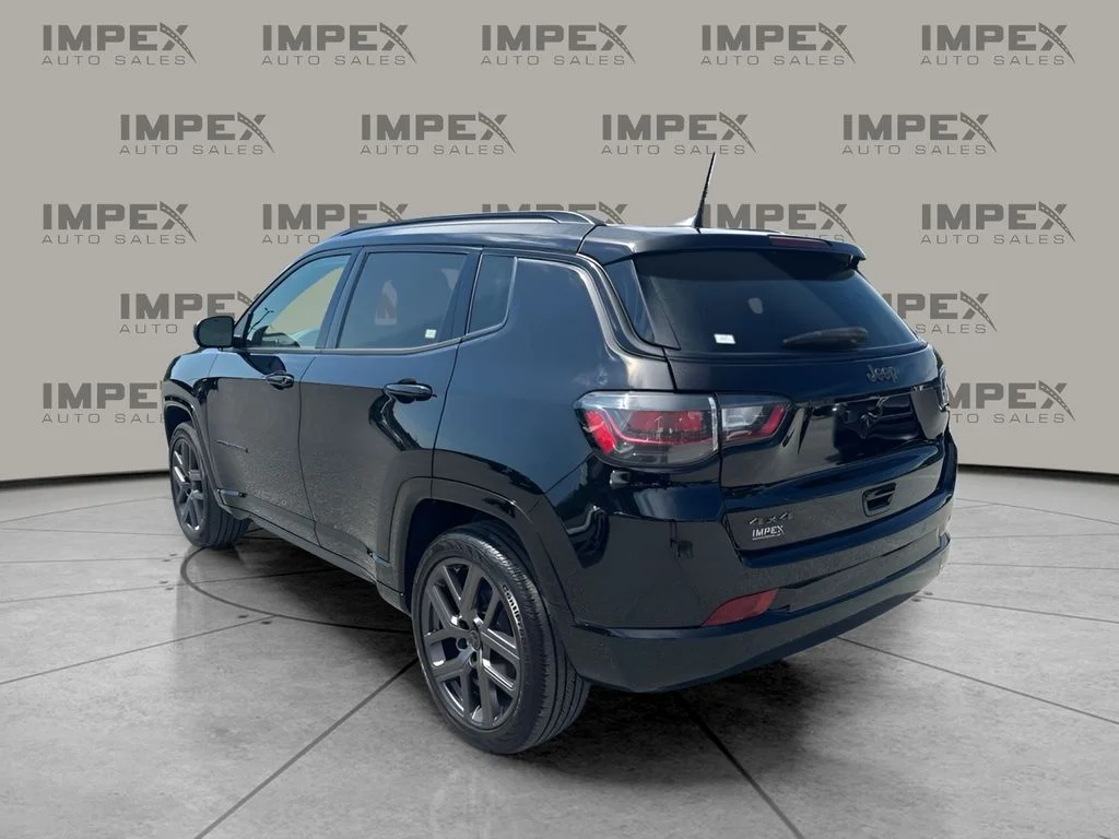 Used 2025 Black Jeep Limited image 3