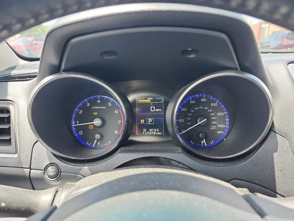 Used 2017 Carbide Gray Metallic Subaru Premium image 20