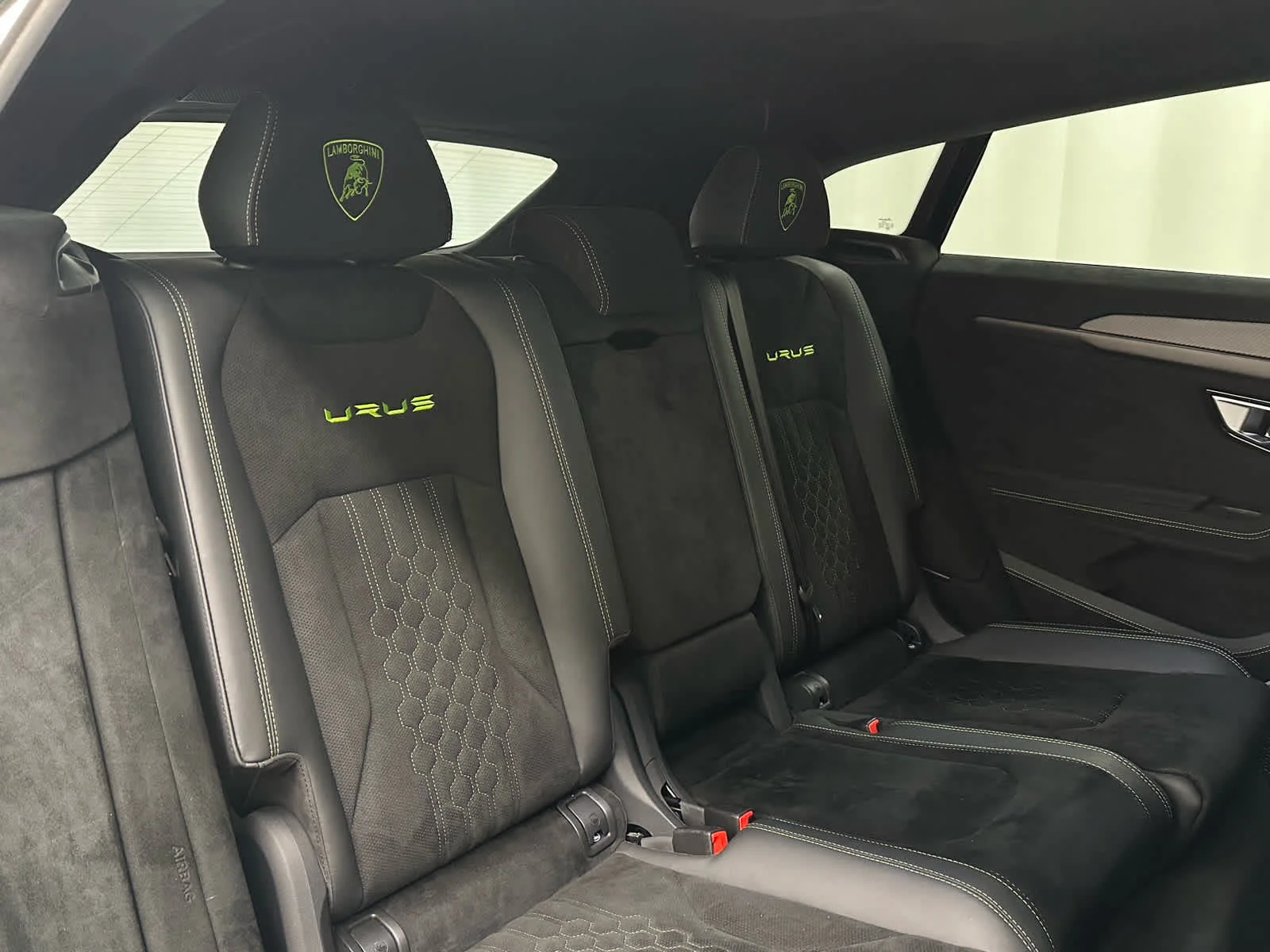 2024 Lamborghini Urus Performante - Photo 22