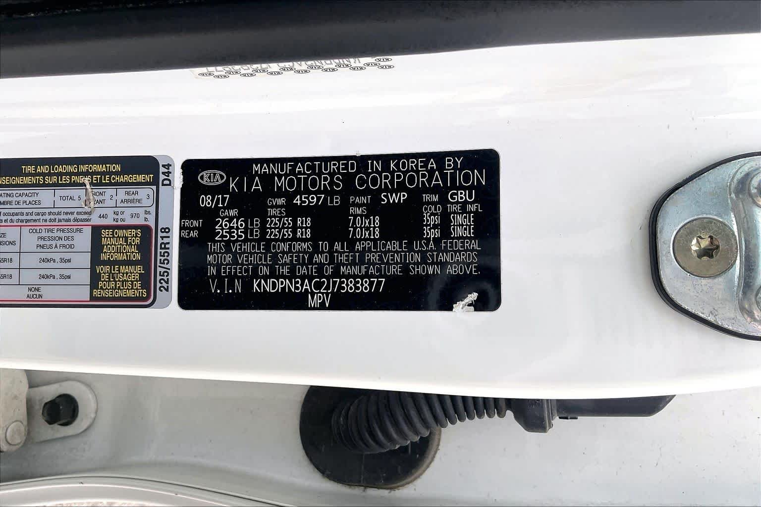 Used 2018 Snow White Pearl Kia EX image 34