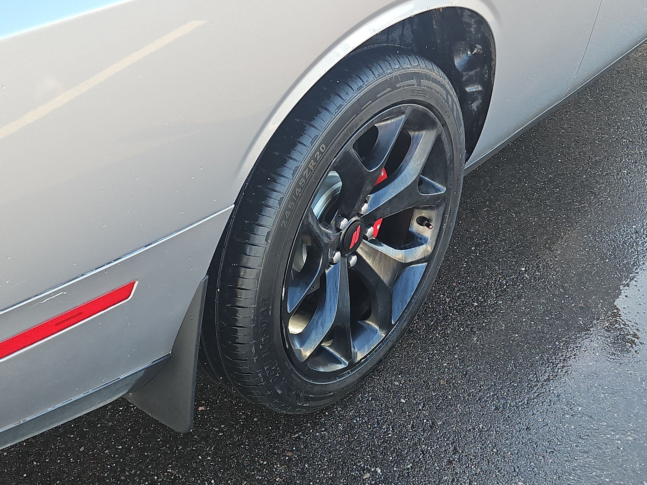 Used 2015 Billet Silver Metallic Clearcoat Dodge R/T Plus image 12