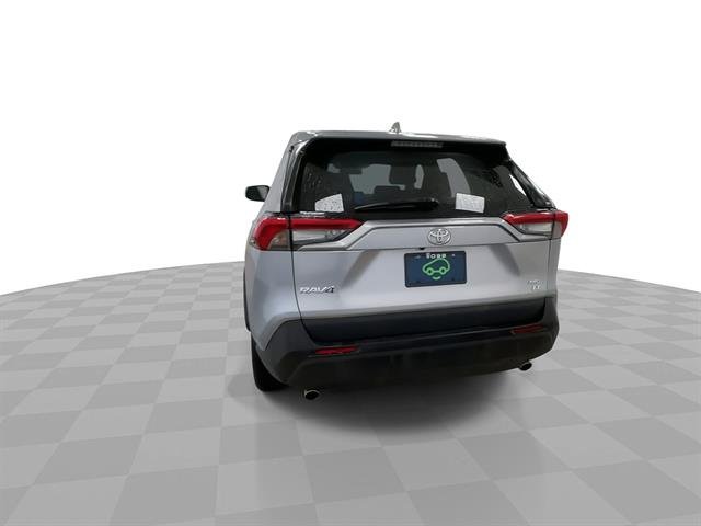 2023 Toyota RAV4 LE, photo 8 of 12