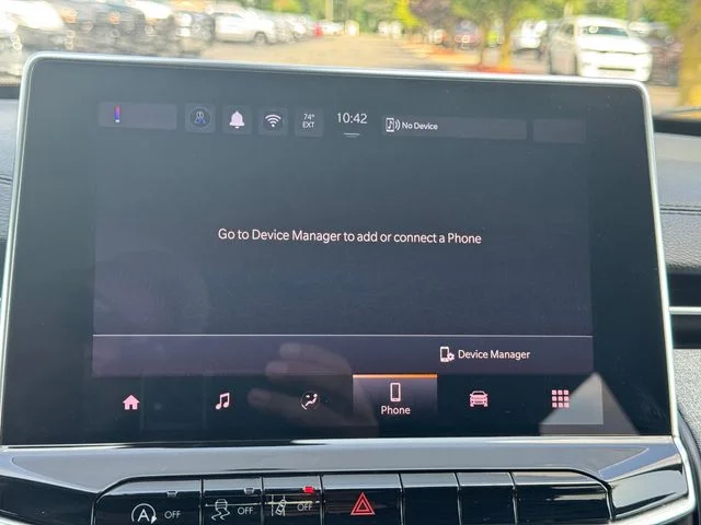 Certified Used 2024 White Jeep Latitude image 30