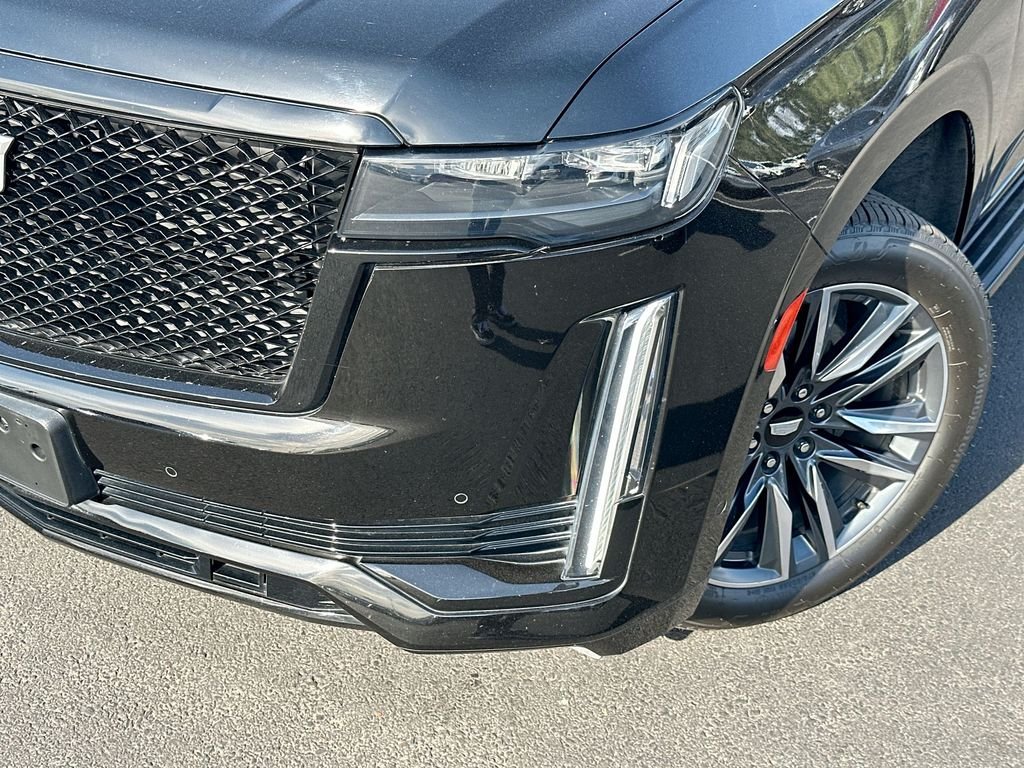 Used 2021 Black Cadillac Sport image 16