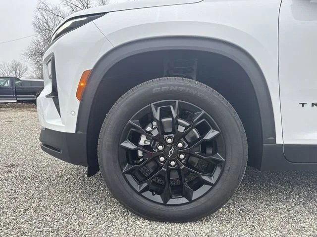New 2026 Summit White Chevrolet LT image 35