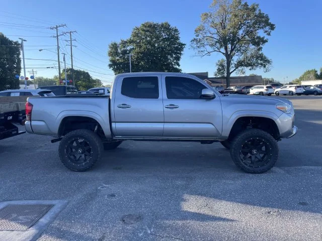 Used 2020 Silver Sky Metallic Toyota SR image 7