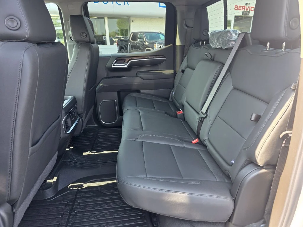 2026 GMC Sierra 1500 SLT - Photo 26