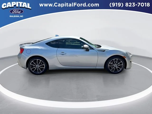 Used 2020 Silver Subaru Limited image 9