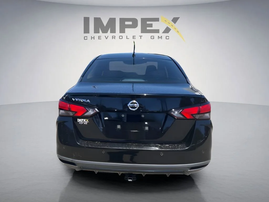 Used 2020 Black Nissan S image 4