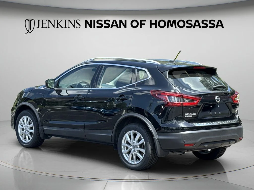 Used 2022 Black Nissan SV image 11