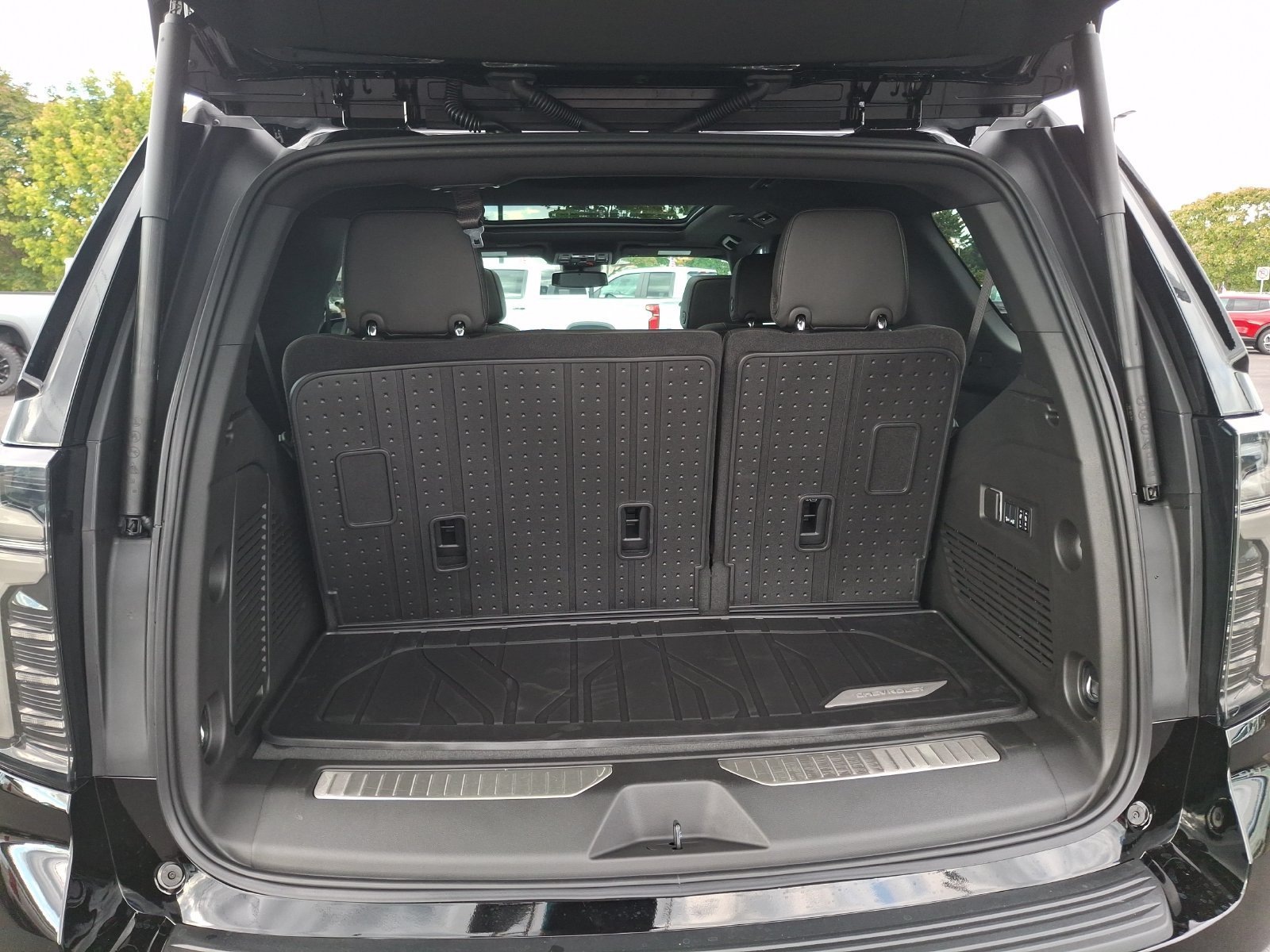 2026 Chevrolet Tahoe RST - Photo 19