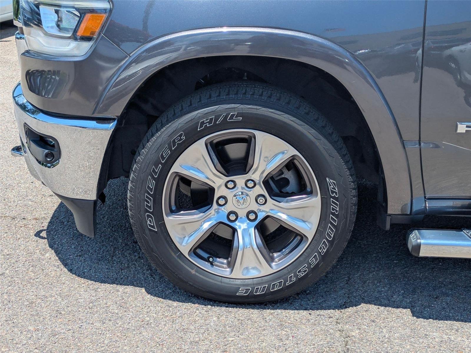 Used 2020 Granite Crystal Metallic Clearcoat Ram Laramie image 10