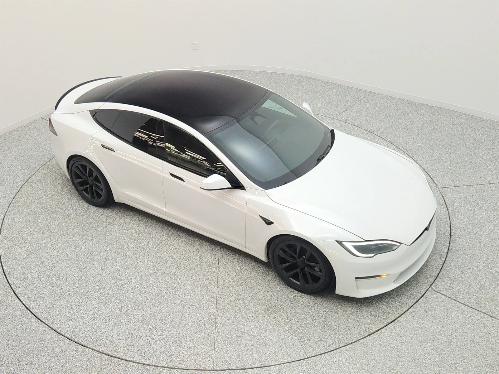 Used 2023 Pearl White Multi-Coat Tesla Plaid AWD image 24