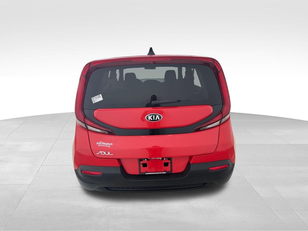 Used 2021 Red Kia LX image 4